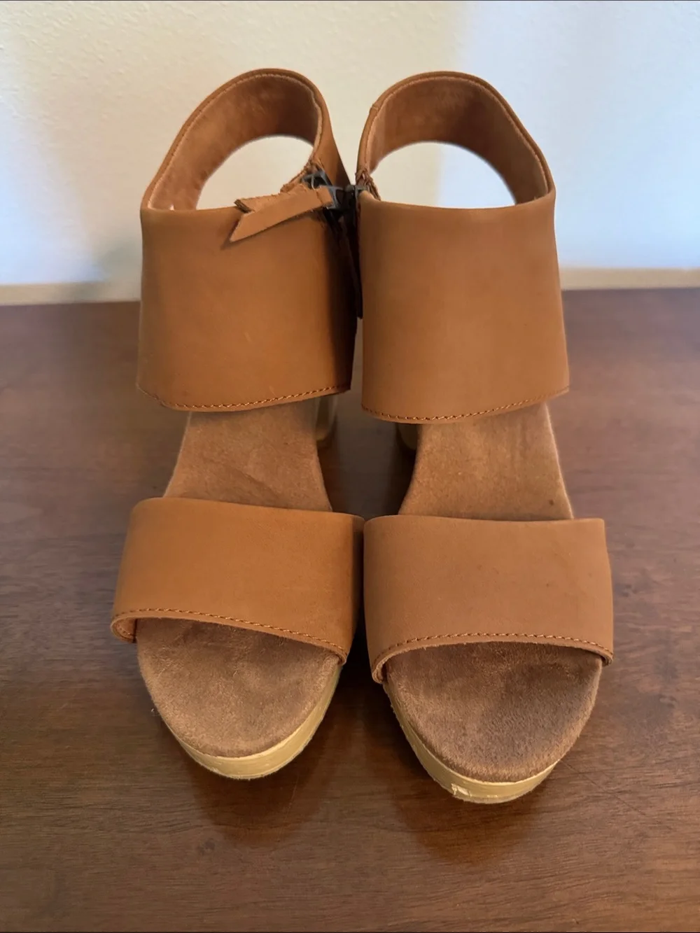 Toms Tan Leather Wedge Sandals